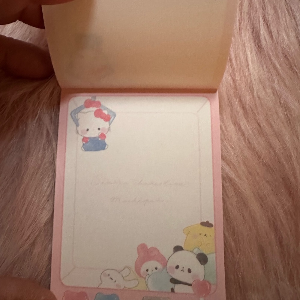 Mochipan Small Notepad - Picture 3 of 4